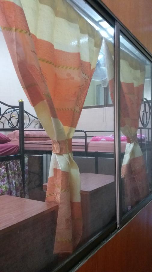 Lucky House Hostel Chiang Mai Bagian luar foto