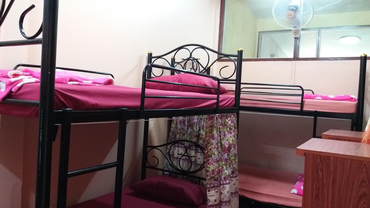 Lucky House Hostel Chiang Mai Bagian luar foto