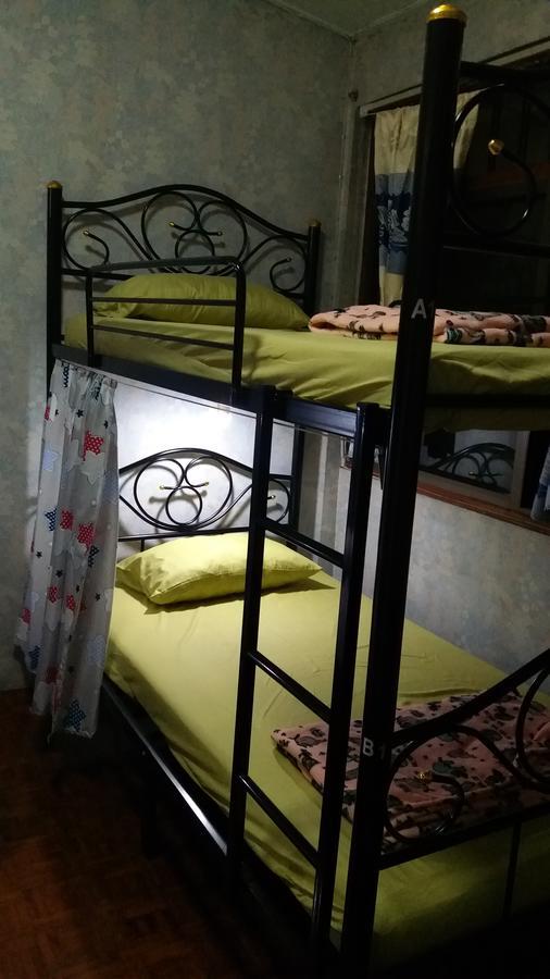 Lucky House Hostel Chiang Mai Bagian luar foto